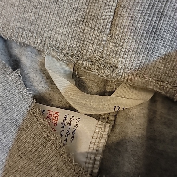 5/$30 JOE FRESH Waffle Set Pajamas + JOHN LEWIS sweatpants - Picture 4 of 5